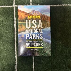 Moon USA National Parks Guidebook